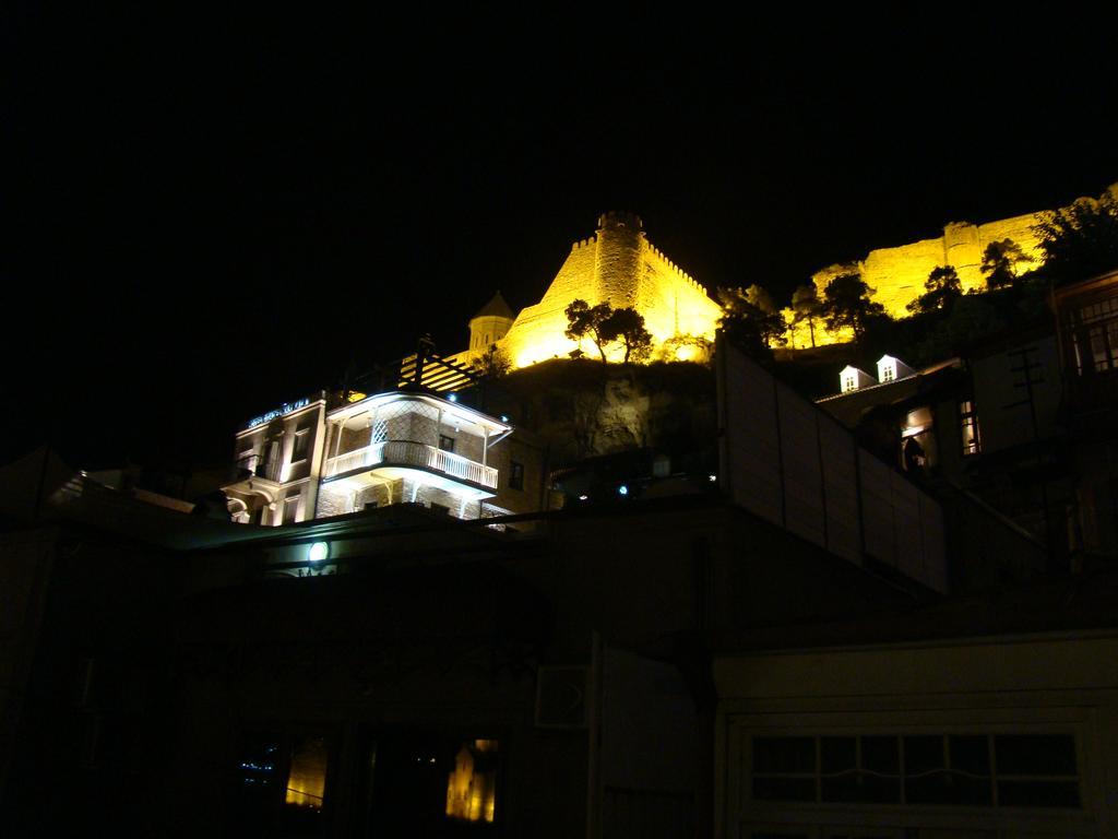 Rati Apartments Tbilisi Eksteriør bilde